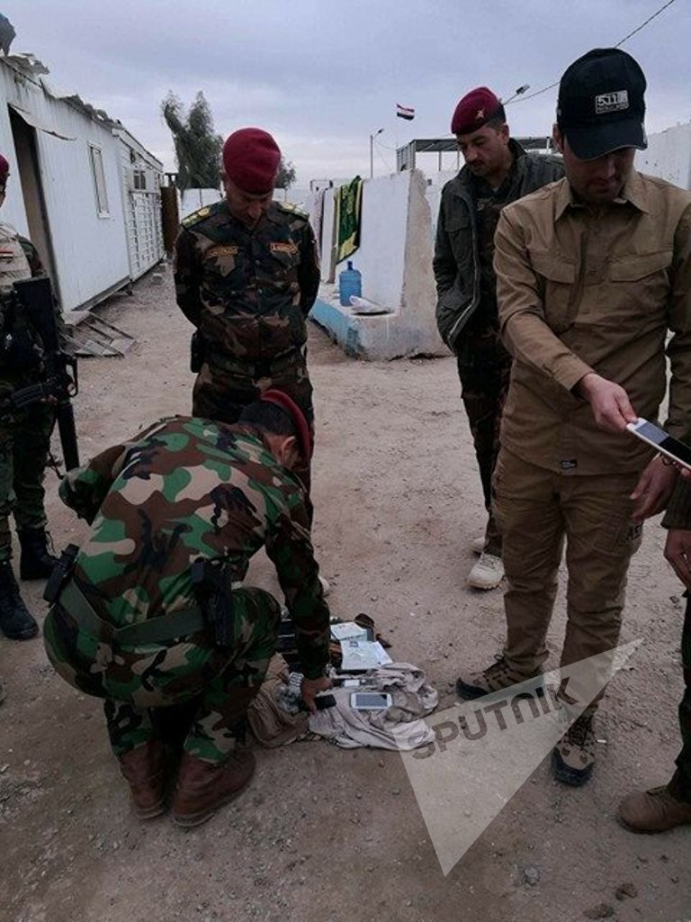 القوات العراقية تلقي القبض على مطلوبين غرب العراق